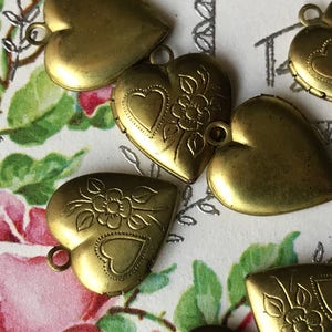 Vintage Heart Lockets, Vintage lockets, Valentines day lockets. Locket, vintage lockets, charm lockets, bracelet lockets