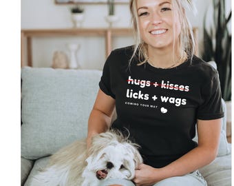 T-shirt drôle de Saint-Valentin pour amoureux des chiens, câlins + bisous lèche + wags | Cadeau parfait pour les parents de chiens