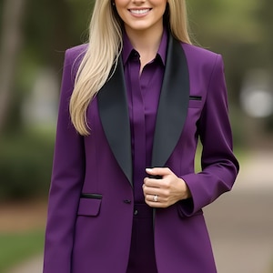 Brombeer-lila Damen-Hosenanzug: Eleganter Blazer & Hose mit weitem Bein