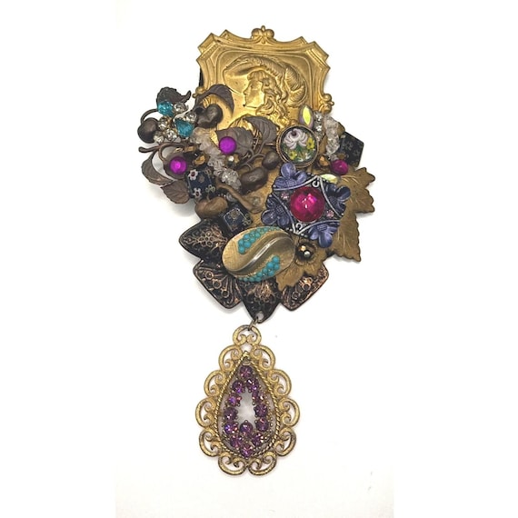 Sarah Jane signed assemblage statement pendent. V… - image 1