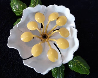 Vintage Mid Century 1960's Flower Pin Brooch