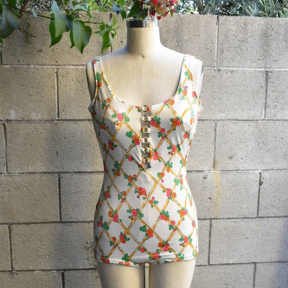 Vintage 60s floral plunge O ring detail one piece