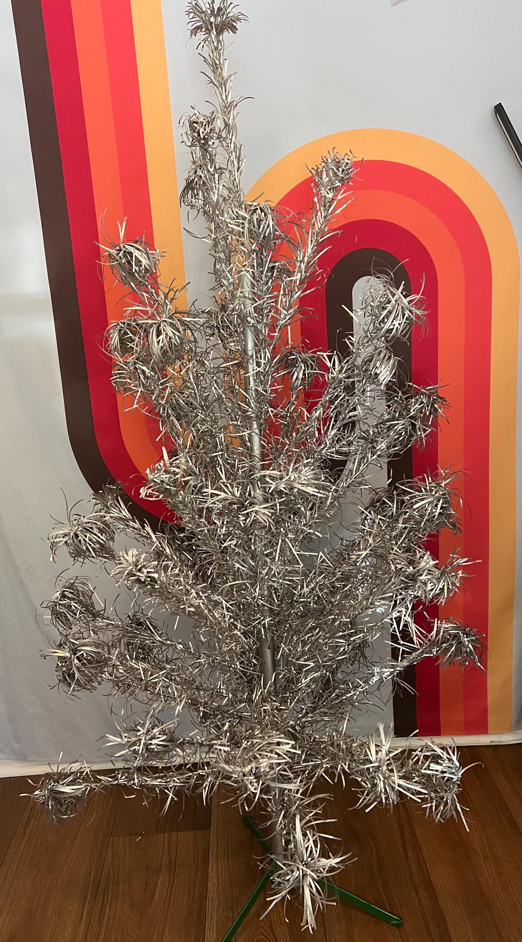 Pom Pom Aluminum Tree - Etsy