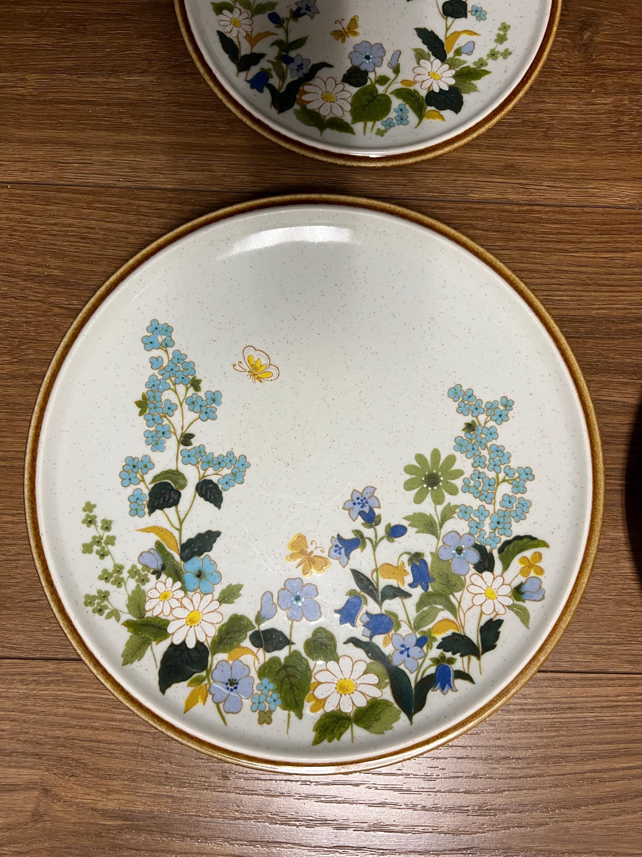 Vintage mid century Mikasa Petite Fleur 60s floral plates set of 6