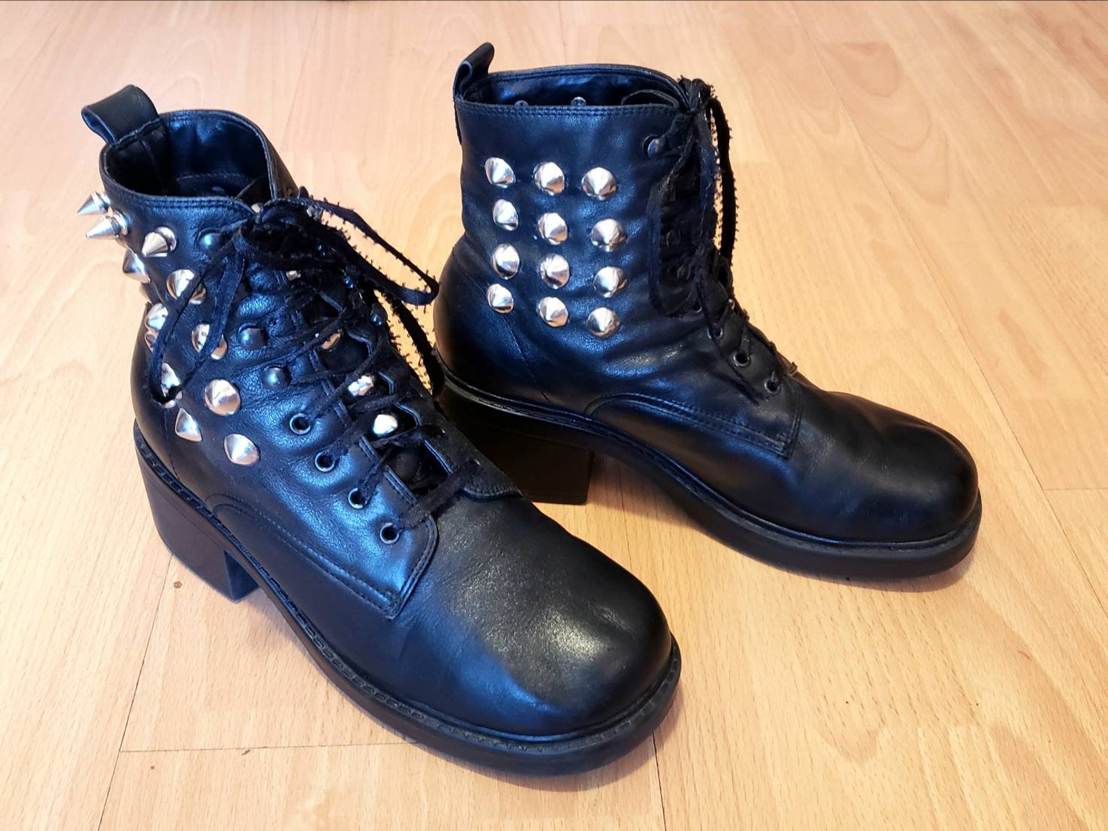 Vintage 90s Y2K black studded leather chunky combat boots 6.5 | Etsy