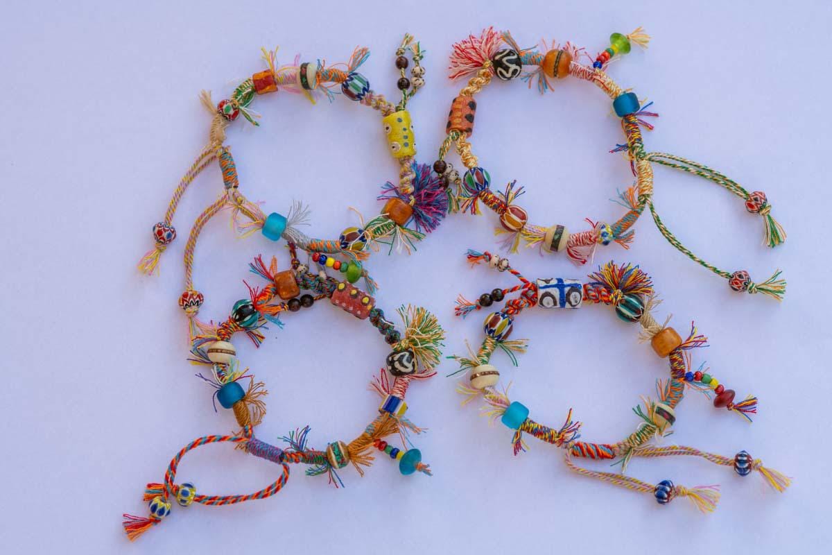 Hand-Woven Vintage Glass Bead Bracelet – One-of-a-Kind & Adjustable