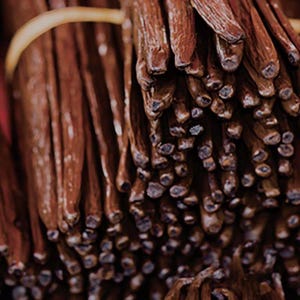 1 kg 10-12 cm Papua New Guinea Vanilla Bean Tahitensis Grade A for Baking, Desserts and Artisanal Creations