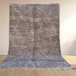 Handmade Moroccan Rug Brown – Neutral Berber Wool Carpet for Boho, Rustic & Minimalist Home Interior Decor