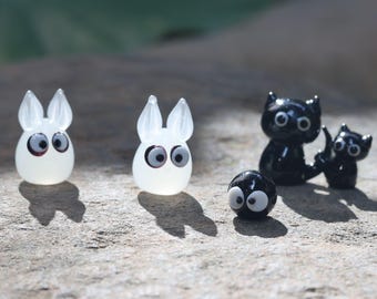 Hand-Blown Glass Cat Figurines –Memorial Gift for Pet Lovers, Cat Charms , Cat Miniature, Glass Animal, Cat Lovers Gift, Micro Art Animal
