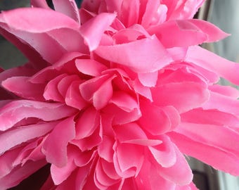 Pink Chrysanthemum Flower Pens: Handmade Party Favor Set of 36