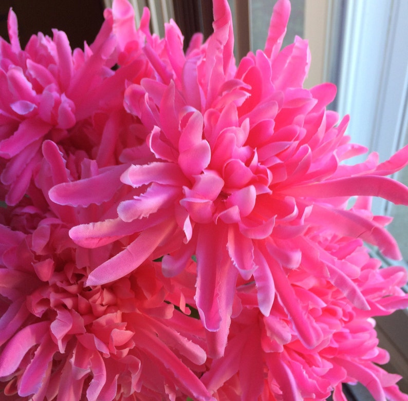 Pink Flower Pens Set of 18 Mums Chrysanthemums / Barbie Party Decor /Hot Pink /Girl Birthday Party /Handmade Party Favors for Mothers Day image 2