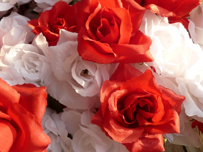 Flower Pen Set of 80 Red & White Roses / Wedding Party Favors / Gift for Her /Valentines Day Party Décor image 3