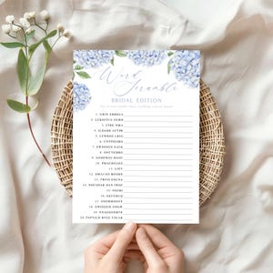 Jogo de palavras cruzadas editáveis Blue Hydrangea | Edite online para qualquer evento - chá de bebê, aniversário, aposentadoria | Floral azul | Modelo editável 428