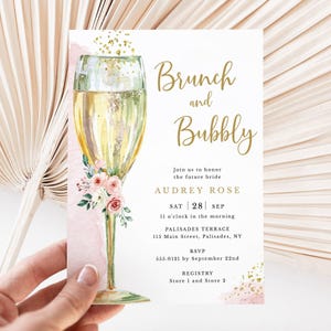 Szablon zaproszenia na wieczór panieński Brunch and Bubbly | Różowe kwiaty i złoty kieliszek szampana | Pobieranie cyfrowe, edytowalny szablon 418