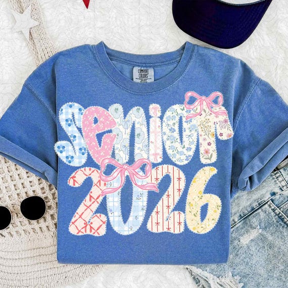 Coquette Senior 2026 Png, Girly Lace Senior Shirt Design, Class of 2026 Png, Preppy Senior Mom Png, Pink Floral Graduation High School