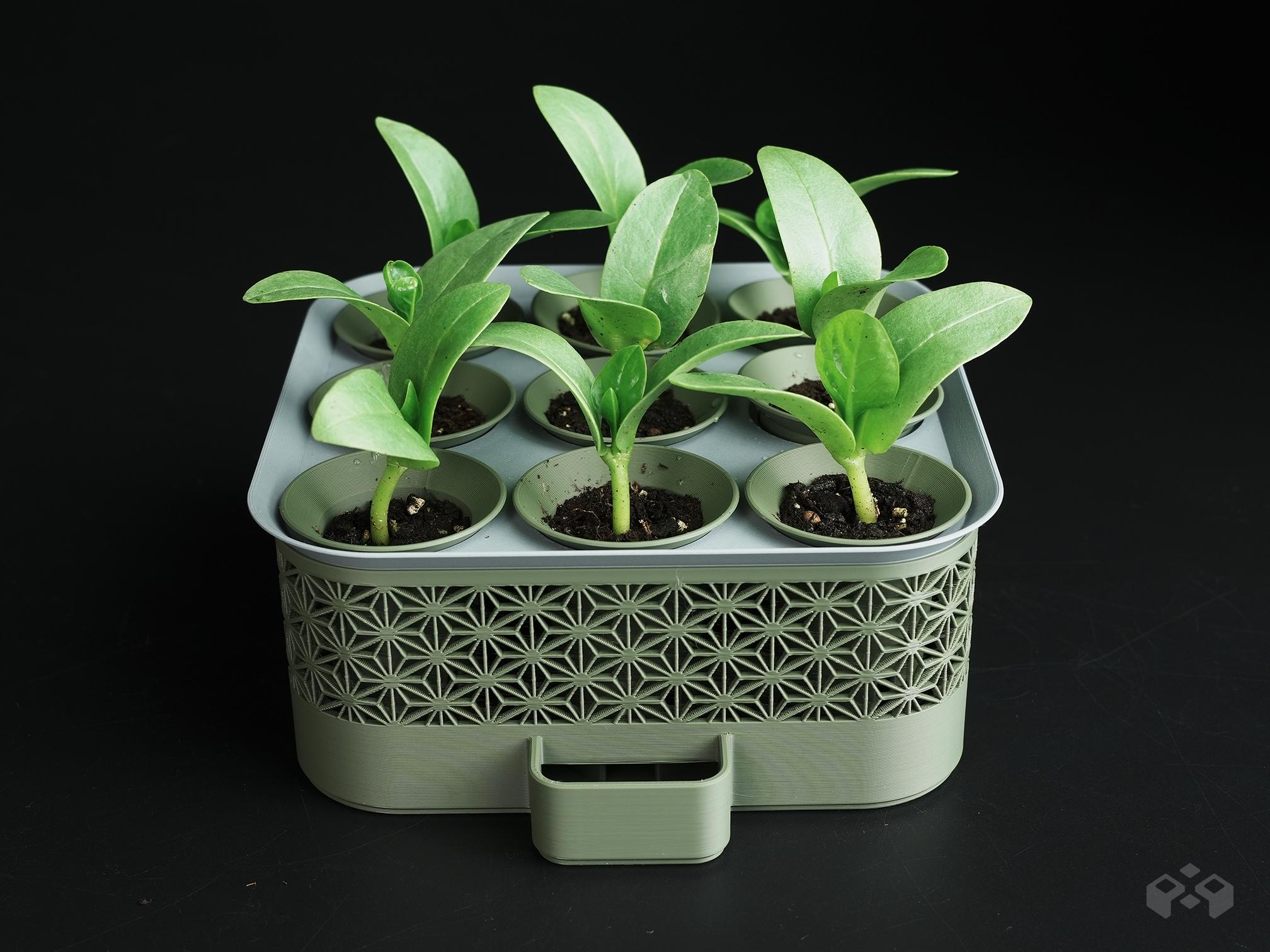 Self Watering Pot, Minimalist 3D Printed Seed Starter Greenhouse