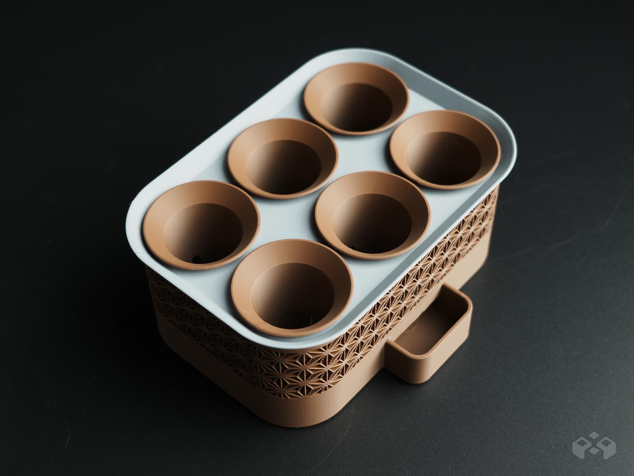 Self Watering Pot, Minimalist 3D Printed Seed Starter Greenhouse