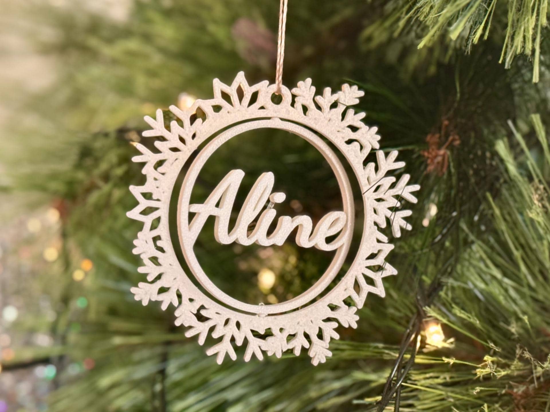 Spinning Snowflake Ornament, Personalized Christmas Gift, Snowflake Decor, Winter Ornament, Christmas Tree, Stocking Stuffer