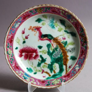 Peranakan Straits Chinese porcelain plate from Guangxu 19th century Qing dynasty Nyonya ware 娘惹瓷器