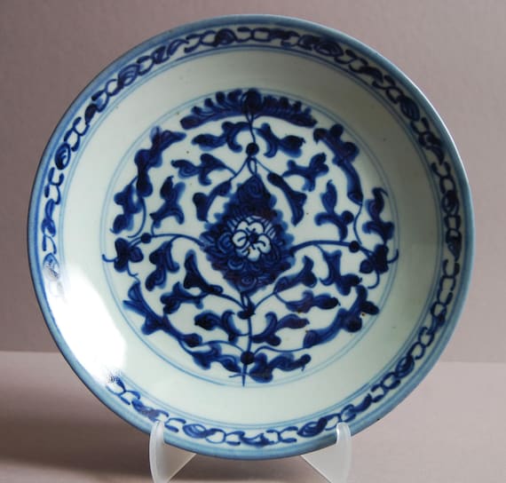 清朝道光年間（1820-1850年）の中国の青白磁の皿 - Etsy 日本
