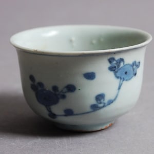 A Chinese blue and white tea/wine cup from Tianqi period, late Ming dynasty