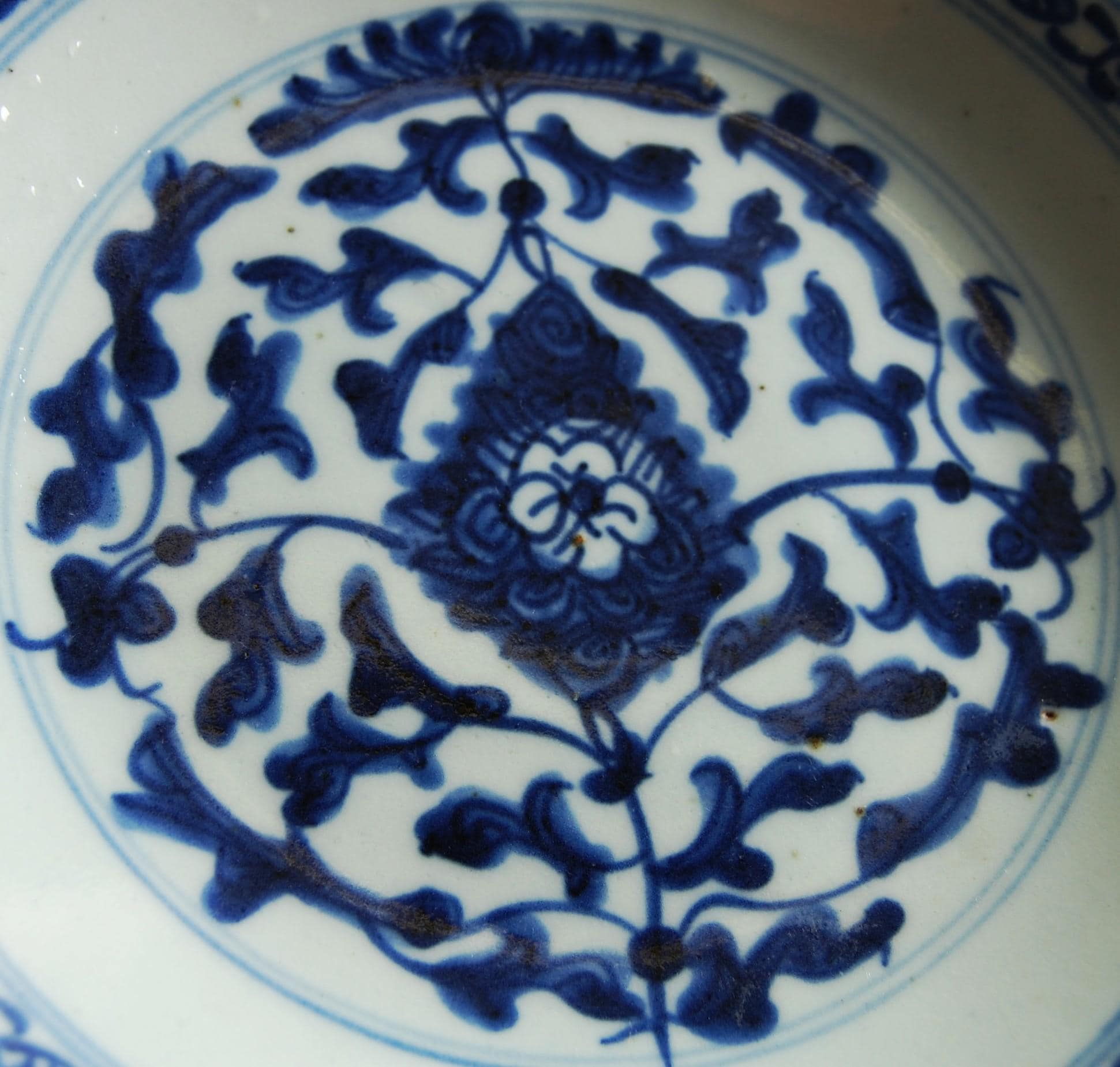 清朝道光年間（1820-1850年）の中国の青白磁の皿 - Etsy 日本