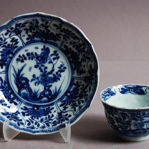A Kangxi blue and white porcelain tea set with cup and saucer, pomegranate, Qing dynasty
