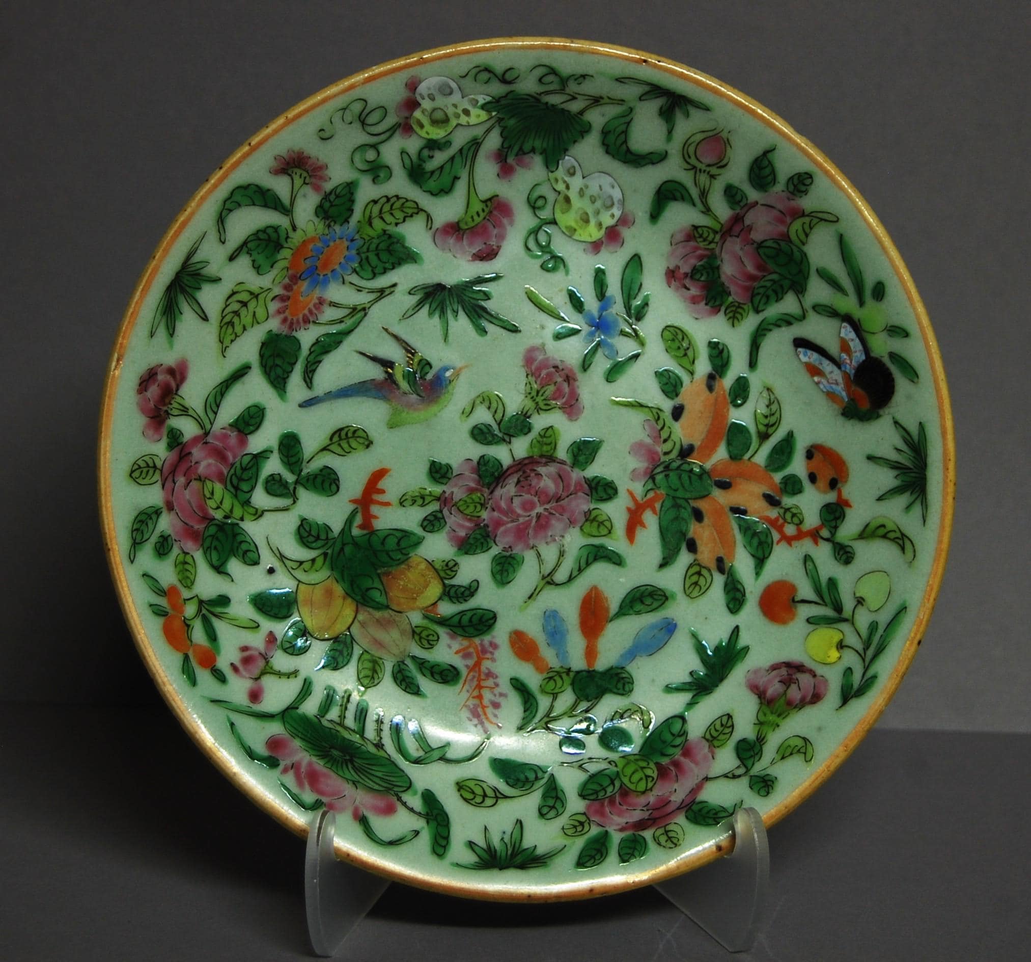 中国古美術品 清の時代 花卉蝶鳥中皿 18cm 中国古美術品 清の時代 花卉