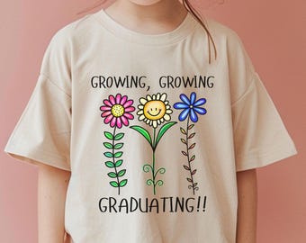 Prek Abschluss-T-Shirt mit bunten Blumen, entzückendes vor-k graduiertes Hemd Geschenk, Vorkindergarten-Abschluss-T-Shirt, Kinderabschluß-T-Shirt
