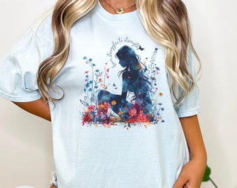 Inspirierendes Blumenshirt, "von Kämpfen zu Stärken" T-Shirt, Motivations-T-Shirt, Affirmations-T-Shirt, Geschenk für Genz, Affirmational