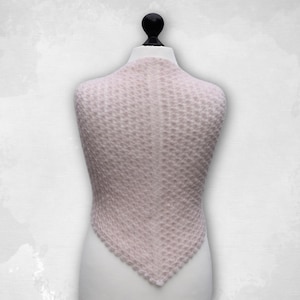 Crochet Scarf Instructions: Triangular Scarf &quot;Milan&quot;, Elegant Scarf Crochet for Beginners & Advanced [Language: German]