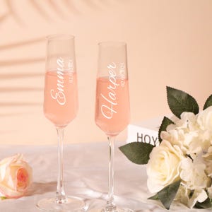 Personalized Wedding Toast Champagne Flute, Engraved Champagne Coupes, Engagement Gifts, Wedding Gift,Bride and Groom,Toasting glasses