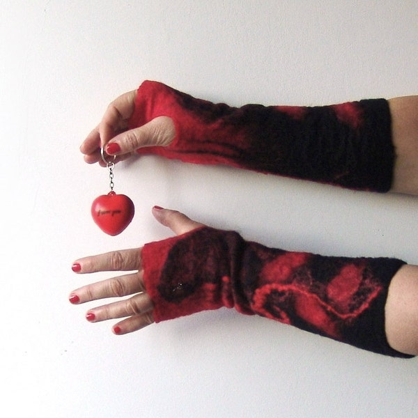 Felted fingerless gloves Mittens -  Black Red gift under 50