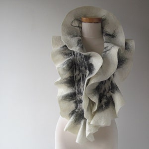 Felted scarf Grey scarf ruffle collar, wet felted ruffle scarf , White Black grey collar by Galafilc gift for her outdoors gift image 3