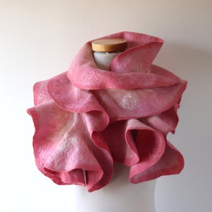 Felted scarf pink ruffle collar Pink women scarf Rose flower scarf wool Ruffle scarf by Galafilc gift for her image 3