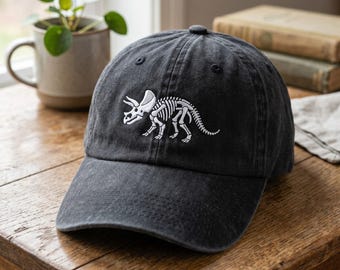 Bordado de fósil de Triceratops, gorra de papá bordada, gorra de paleontólogo, ropa con esqueleto de dinosaurio, regalo de historia antigua, gorra para fanáticos de los dinosaurios