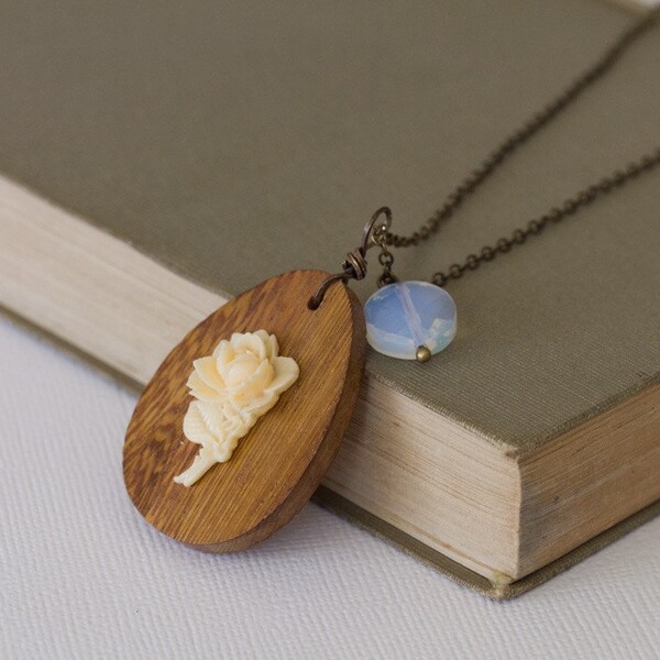 Ivory Rose In The Woods Necklace