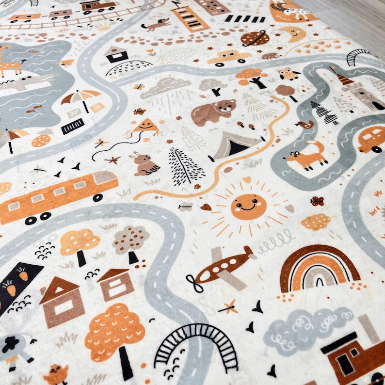 Alfombra de juegos infantil City Road: decoración ultrasuave para la habitación del bebé, regalo perfecto para una funda de almohada. imagen 11