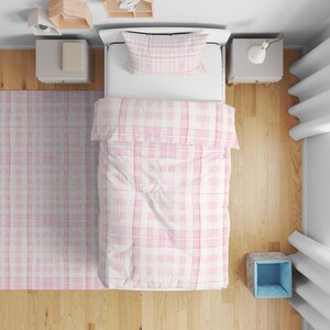 Soft Pink Plaid Nursery Rug: Washable Kids Room Carpet with Cushion Cover image 7