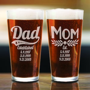Set of 2 Mom Dad Custom Mothers Fathers Day Pub Glass Best Friend Mommy Gift Daddy & Son Present From Daughter for Best Dad Ever Mommy Gift