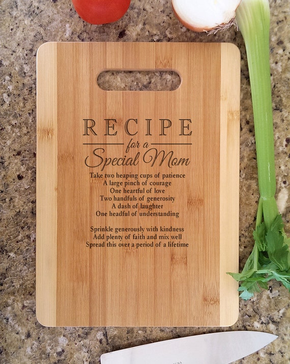 Personalized Mom Cutting Board - Christmas Gifts for Women