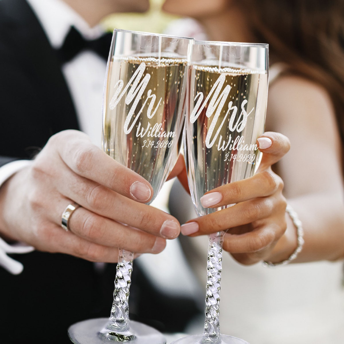 Newlyweds Mr. Mrs. Custom Engraved Engaged Wine Champagne Flutes 45th Anniversary Gift for Couples Wedding Centerpiece Set of 2 Bride Groom - Etsy
