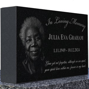 Personalized In Loving Memory Memorial Stone Garden Yard Indoor Outdoor Gift Loved Ones Mother Father Husband Son Mom Baby Engraved Plaque