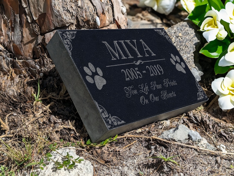 Personalized Dog Memorial Cat Memorial Granite Stone Pet Grave Marker Engraved In Memory of Headstone Custom Engraved Garden Memorial Stone image 2