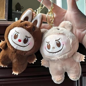 Niedliche Monster Taschenanhänger, kawaii Monster Schlüsselanhänger, niedliches Monster Plüsch Taschenanhänger, Taschenanhänger aus Leder, Geburtstagsgeschenk