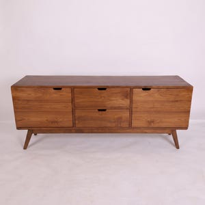 Credenza/mobile TV in teak massello di metà secolo, realizzata artigianalmente