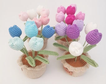 手作りかぎ針編みの鉢植えチューリップ：毛糸フラワーアレンジメント