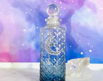 Glass Moon Water Decanter Ritual Kit: Includes Clear Quartz, Spell Cards & Free PDF