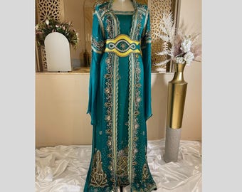 Luxury Moroccan Kaftan: Handmade Gold Wedding Dress with Belt