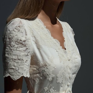 Cream Lace Dress – Short Summer Dress for Women | Elegant Cocktail, Party, Bridesmaid or Evening Look | Romantic Lace Style